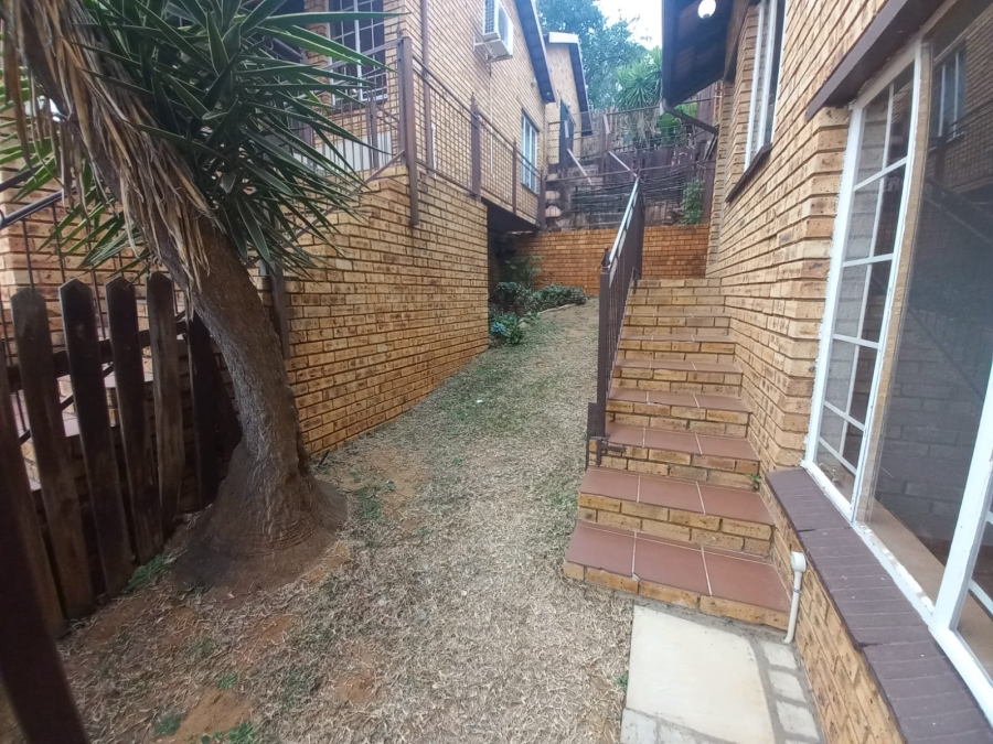 2 Bedroom Property for Sale in Safari Gardens North West